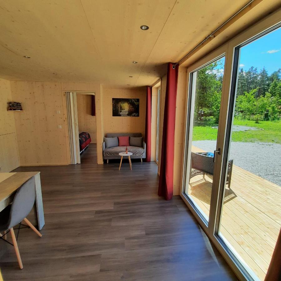 Sils im Domleschg Aktien 11 / A=Obere Wohnung / B=Untere Wohnung מראה חיצוני תמונה